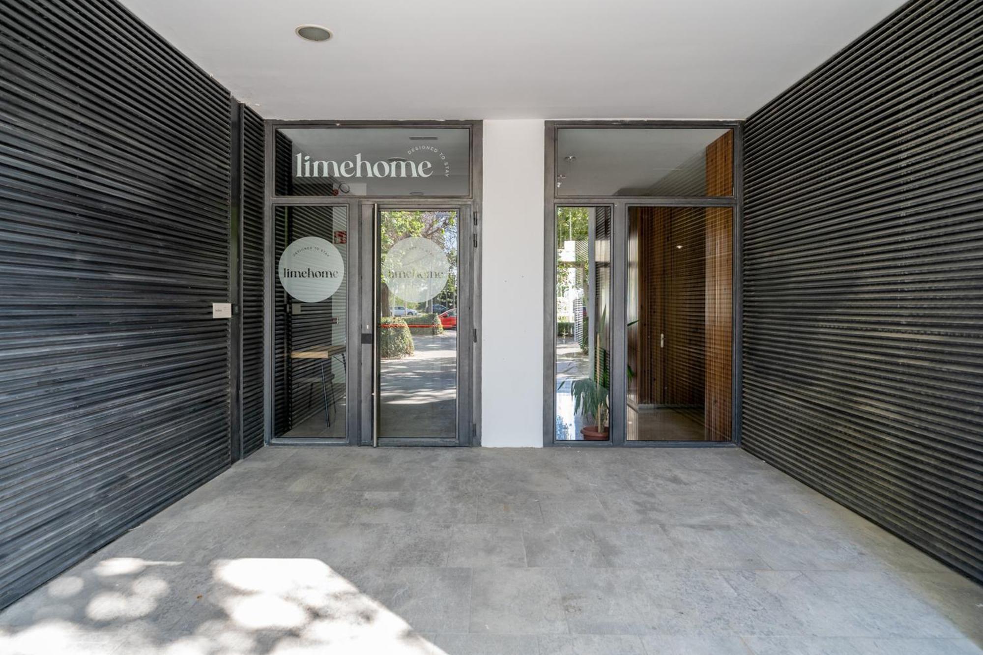 Limehome Valencia Carrer D'Antonio Ferrandis Zewnętrze zdjęcie