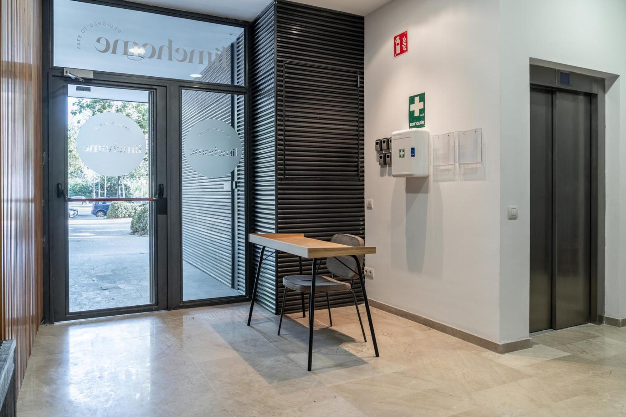Limehome Valencia Carrer D'Antonio Ferrandis Zewnętrze zdjęcie