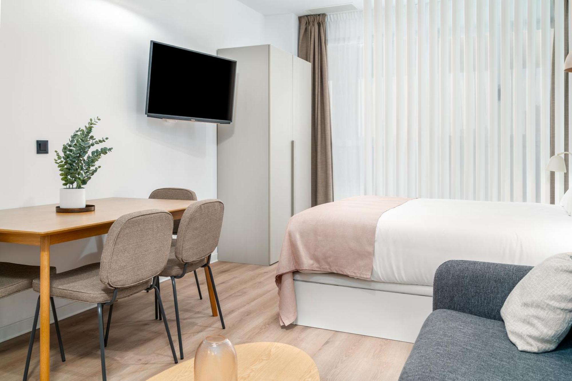 Limehome Valencia Carrer D'Antonio Ferrandis Zewnętrze zdjęcie
